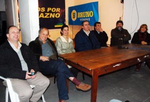 8291_intendentes_con_bruno